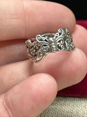 Sarda Sterling Silver Butterfly Floral Band Ring SZ 8